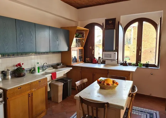 Experience Hostal Salerno