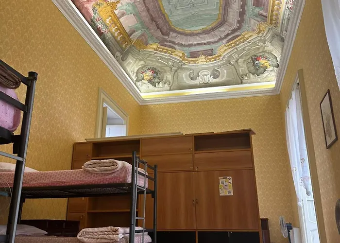 Hostal Experience Salerno